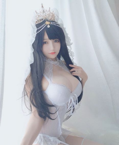 公妇借种乱h日出水
