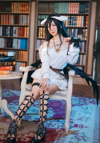 欧美视频第一页