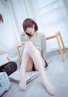 丰满的小婊孑2在线播放中文